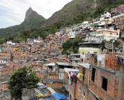 História das Favelas Cariocas (1)