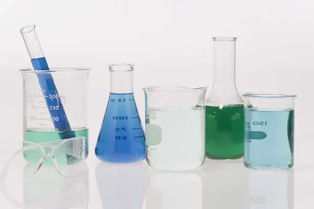Material utilizado em laboratorio de quimica