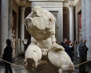 Esculturas Gregas e Renascentistas (15)