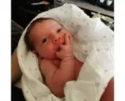 Bebê recem nascido (3)