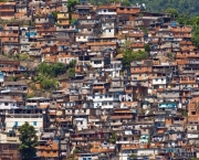 O Surgimento das Favelas no Brasil (4)