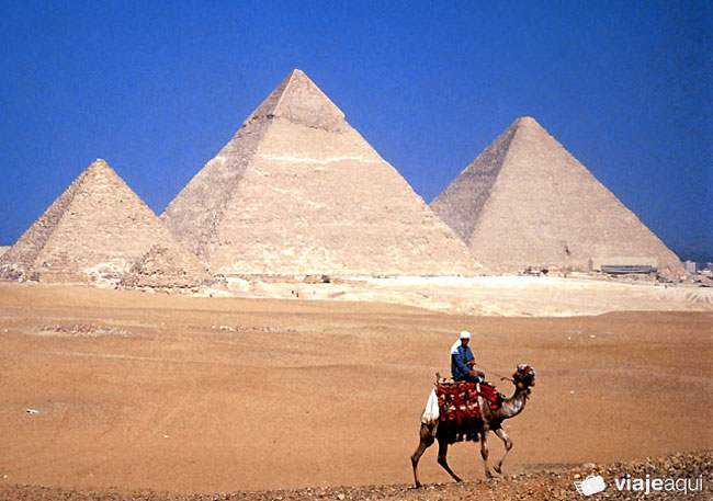 Resultado de imagem para AS PIRÃ‚MIDES DE GIZÃ‰ â€“ EGITO, AFRICA